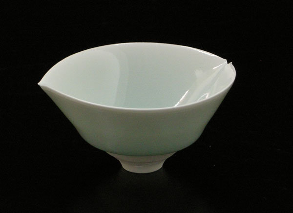 深見陶治  青白磁 盃（共箱）※匿名配送 深見陶治 青白磁 盃（共箱）※匿名配送 深見陶治 青白磁